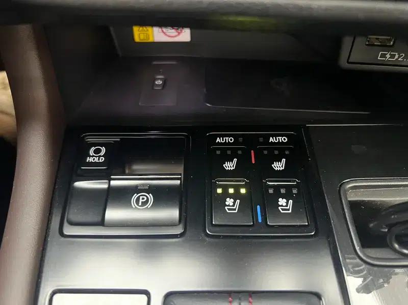 Lexus RX 2020 Facelift 300 AWD Elegant Edition — миниатюра 9