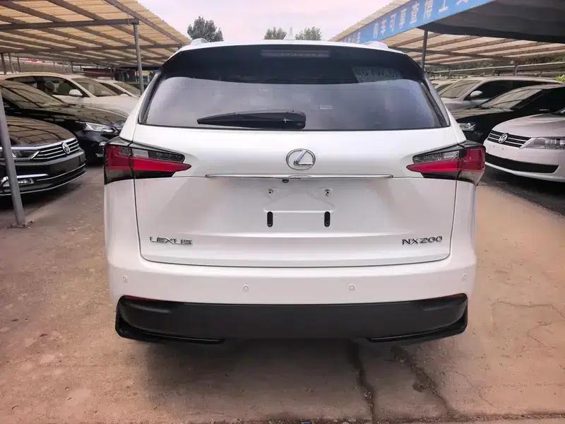 Lexus NX 2016 200 AWD Sport Edition — миниатюра 5