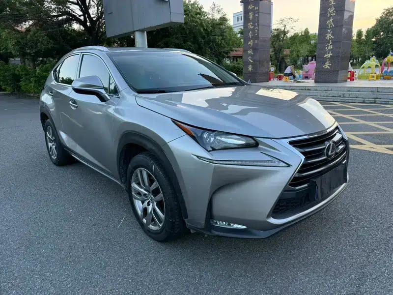 Lexus NX 2015 200t AWD Sport Edition — миниатюра 3
