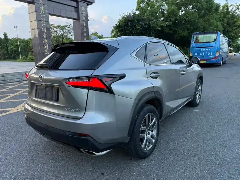 Lexus NX 2015 200t AWD Sport Edition — миниатюра 6