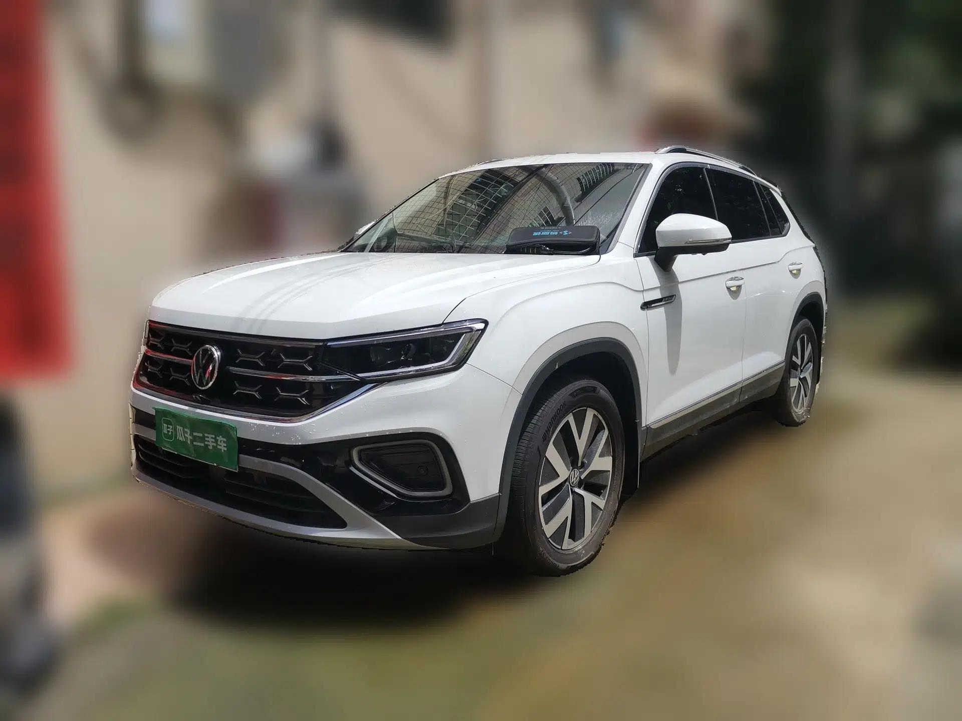 Volkswagen Tayron 2024 330TSI Two-Wheel Drive Luxury Plus Advanced Version — миниатюра 1