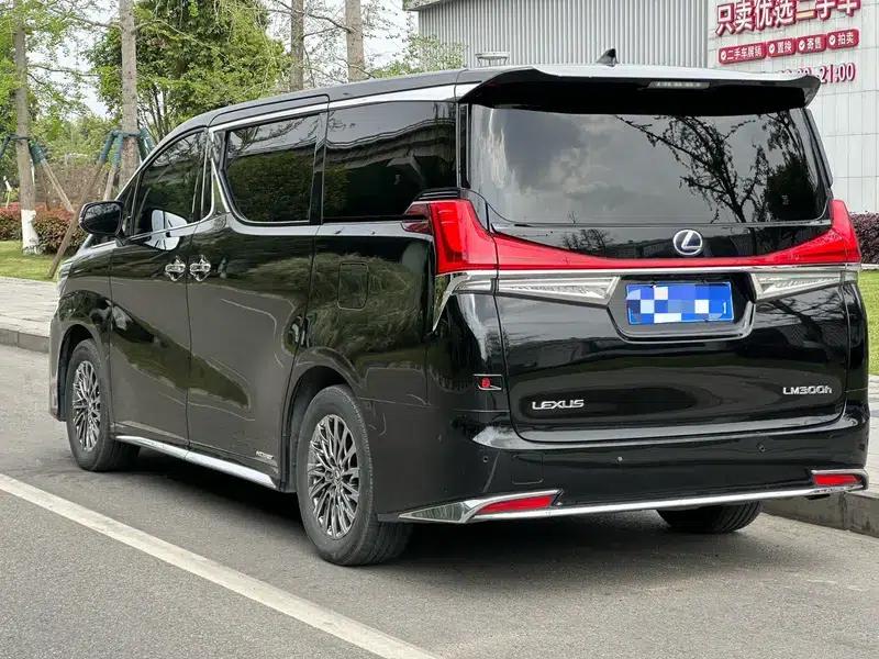 Lexus LM 2020 300h E-Four 7-Seat Elegant Edition — миниатюра 4