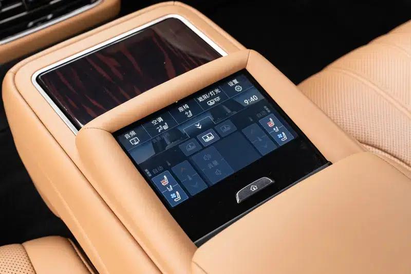Lexus LS 2021 500h Luxury Edition — миниатюра 9