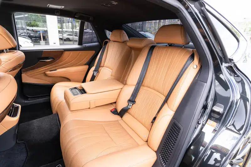 Lexus LS 2021 500h Premium Edition — миниатюра 21