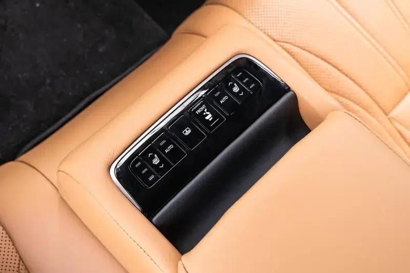 Lexus LS 2021 500h Premium Edition — миниатюра 6