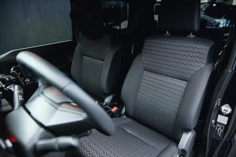 Jimny 2026 1.5L Manual 4WD 4-Seater Parallel Import — миниатюра 29