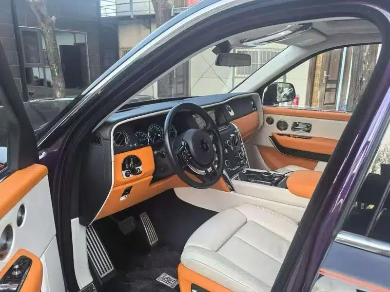 2018 Cullinan 5-seater — миниатюра 8