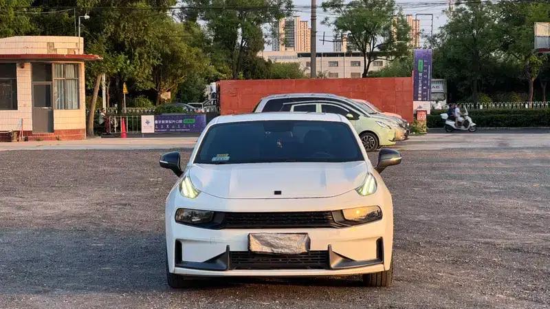 Lynk & Co 03 2019 1.5TD DCT Sport Edition — миниатюра 2