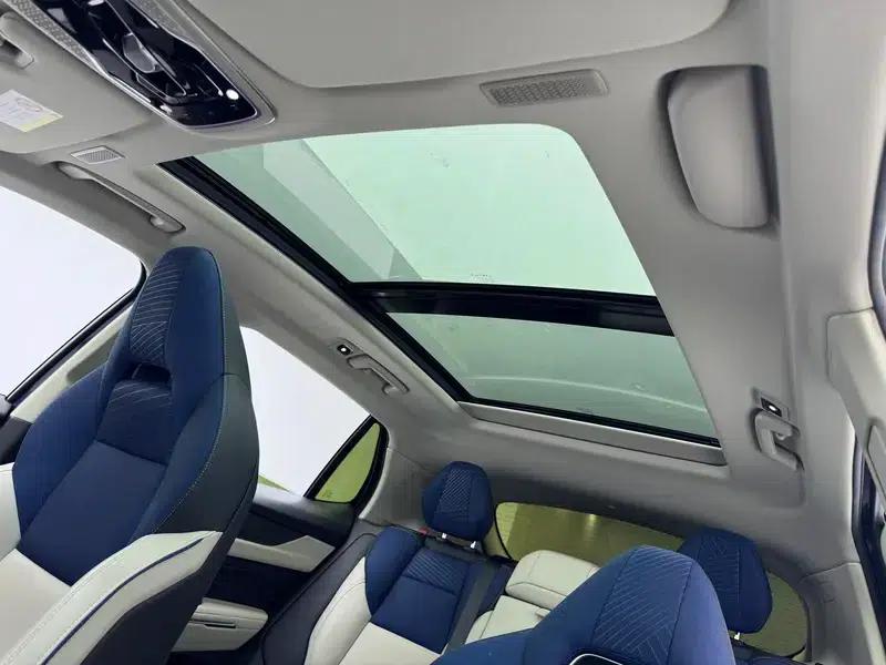 Lynk & Co 01 2021 2.0TD Two-Wheel Drive Pro — миниатюра 24