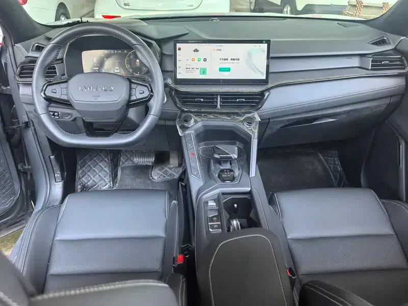 Lynk & Co 06 2023 Remix 1.5T Pro — миниатюра 7