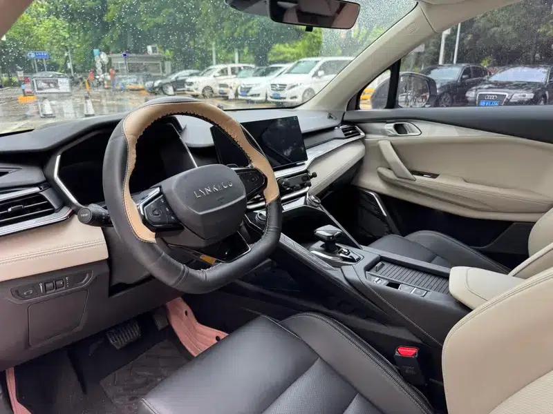 Lynk & Co 06 2023 Remix 1.5T Plus — миниатюра 13
