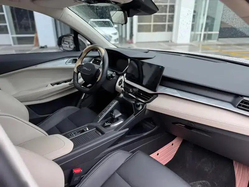 Lynk & Co 06 2023 Remix 1.5T Plus — миниатюра 10