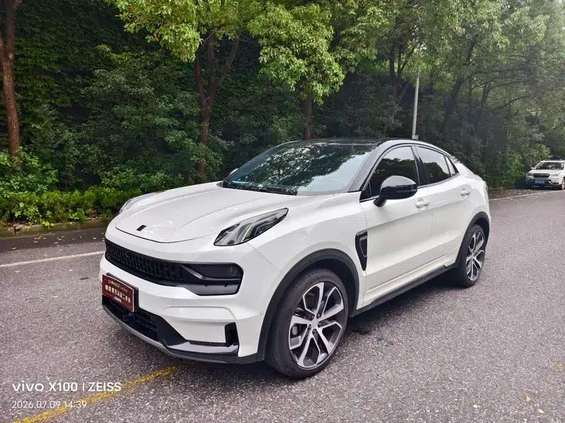 Lynk & Co 05 2020 2.0TD AWD Halo — миниатюра 1