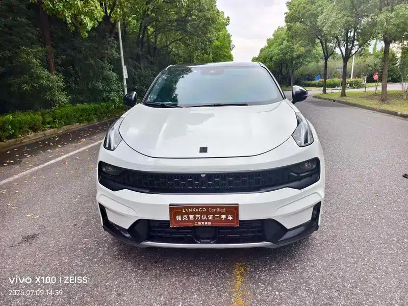 Lynk & Co 05 2020 2.0TD AWD Halo — миниатюра 2