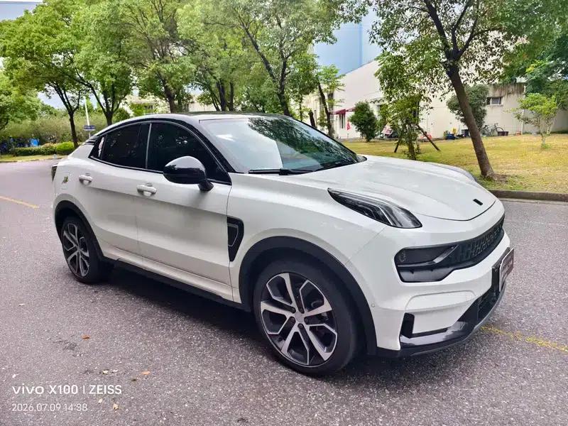 Lynk & Co 05 2020 2.0TD AWD Halo — миниатюра 3