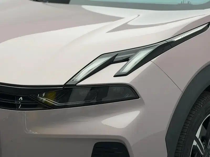 Lynk & Co 06 EM-P 2024 Model, EM-P 126km Long Range Halo — миниатюра 12
