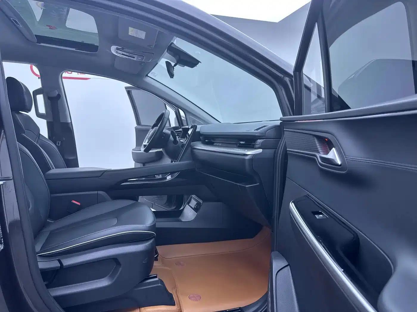 Kusto 2021 270TGDi Premium Edition LUX — миниатюра 19