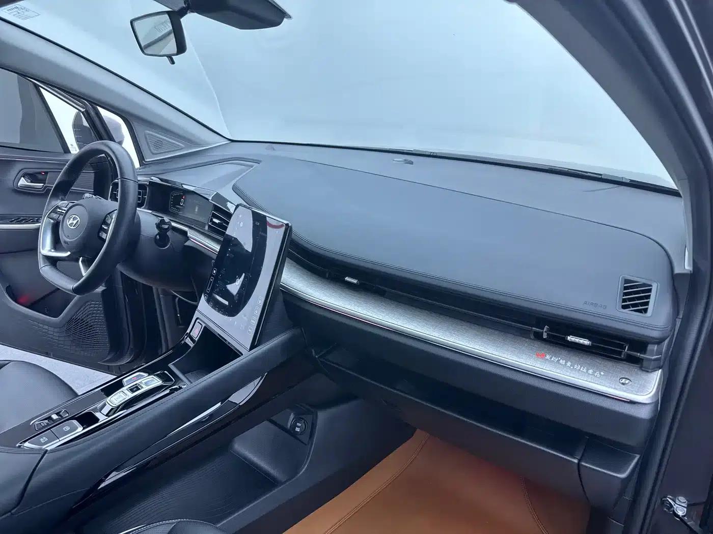 Kusto 2021 270TGDi Premium Edition LUX — миниатюра 20