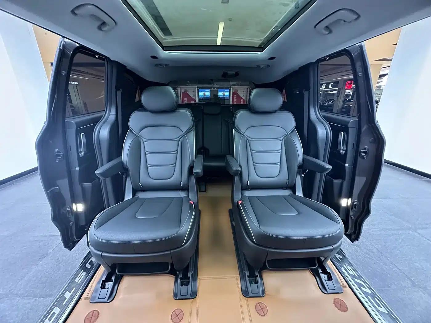 Kusto 2021 270TGDi Premium Edition LUX — миниатюра 21