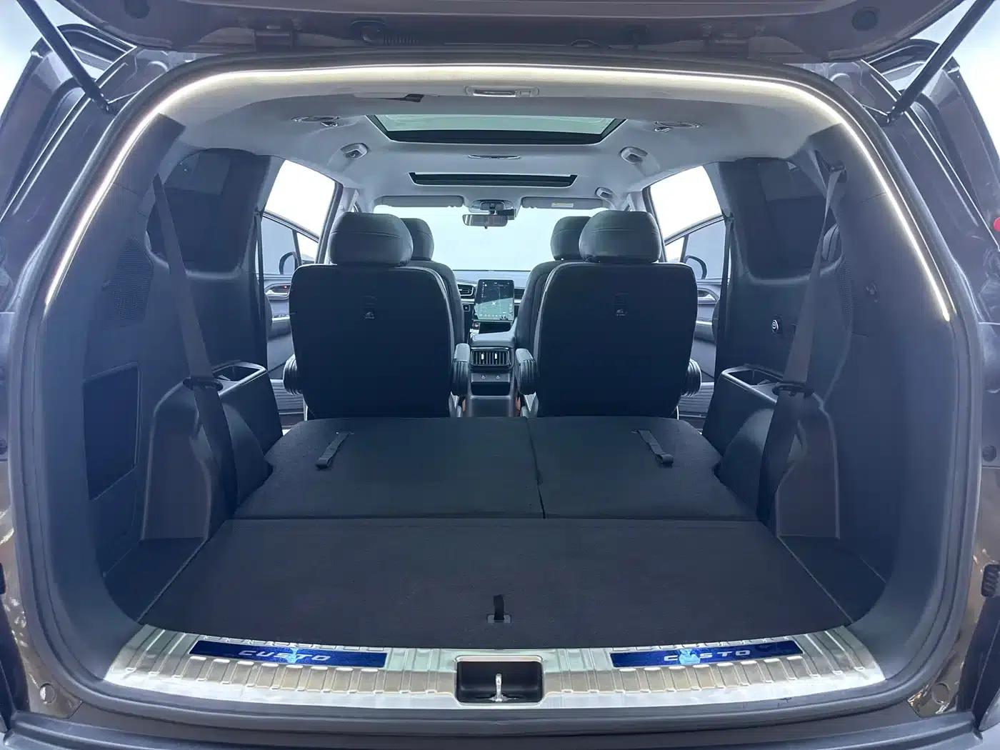 Kusto 2021 270TGDi Premium Edition LUX — миниатюра 28