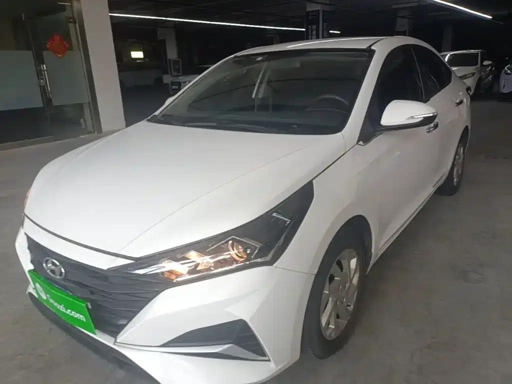 2020 Hyundai Verna 1.4L CVT TOP Elite Edition — миниатюра 2