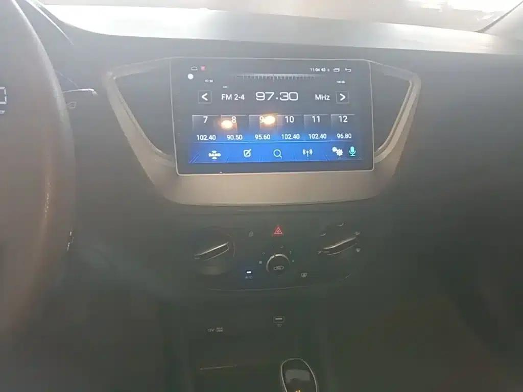 2020 Hyundai Verna 1.4L CVT TOP Elite Edition — миниатюра 13