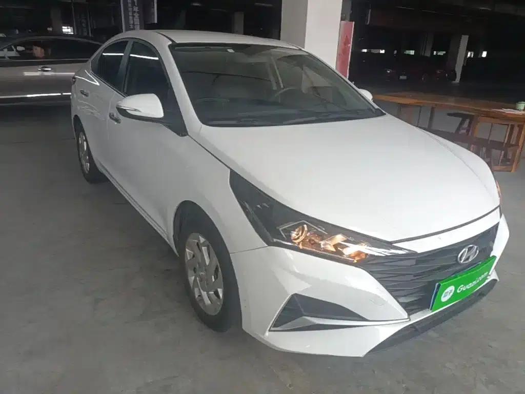 2020 Hyundai Verna 1.4L CVT TOP Elite Edition — миниатюра 4