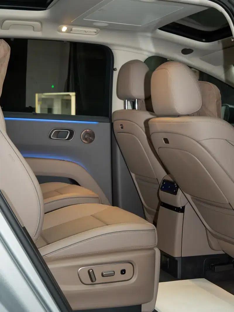 Li Auto i8 2025 Standard Edition — миниатюра 13