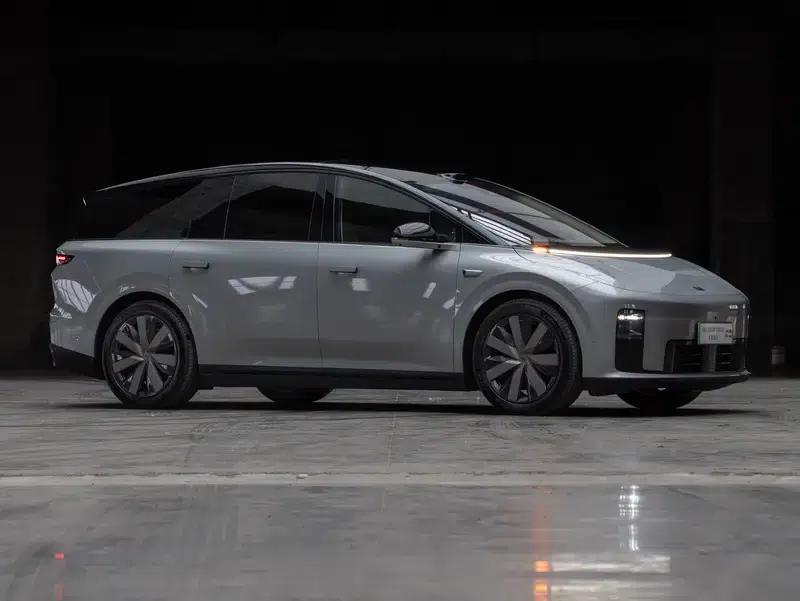 Li Auto i8 2025 Standard Edition — миниатюра 20