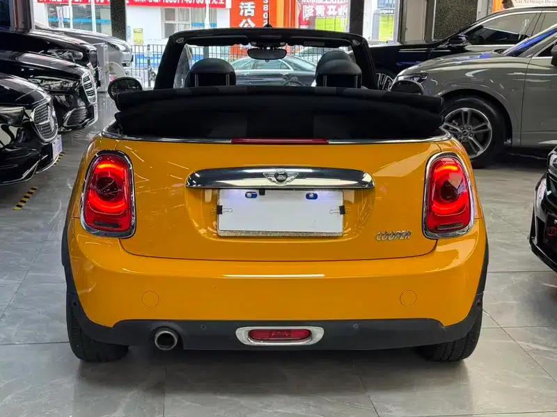 MINI 2016 1.5T COOPER CABRIO Caribbean Blue Limited Edition — миниатюра 5