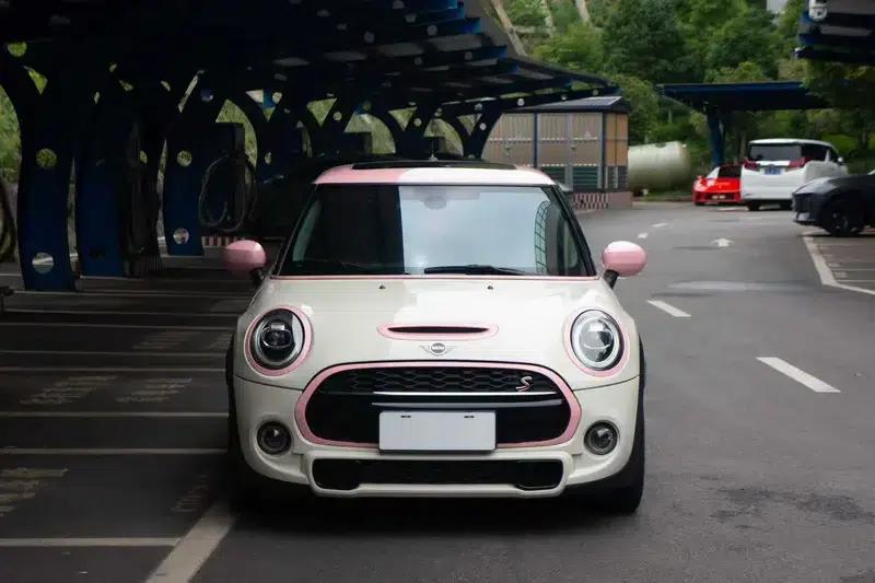 MINI 2021 2.0T COOPER S Artist — миниатюра 2