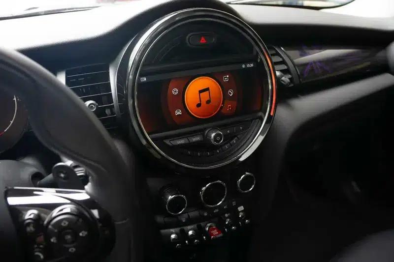 MINI 2021 2.0T COOPER S Artist — миниатюра 7