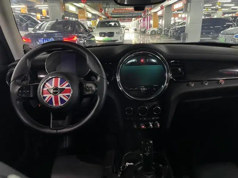 MINI 2023 2.0T COOPER S Artist 5-Door Edition — миниатюра 6