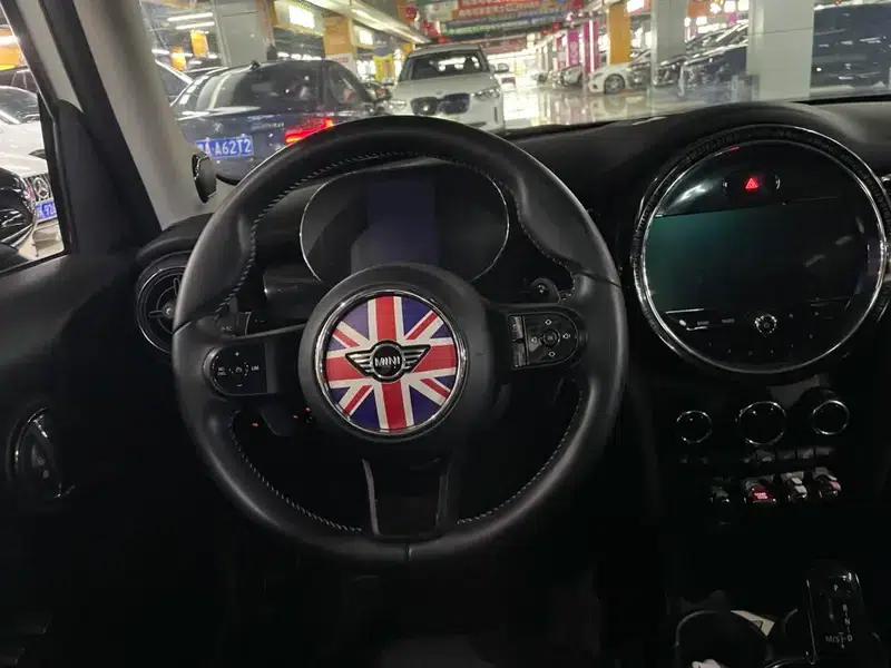 MINI 2023 2.0T COOPER S Artist 5-Door Edition — миниатюра 7