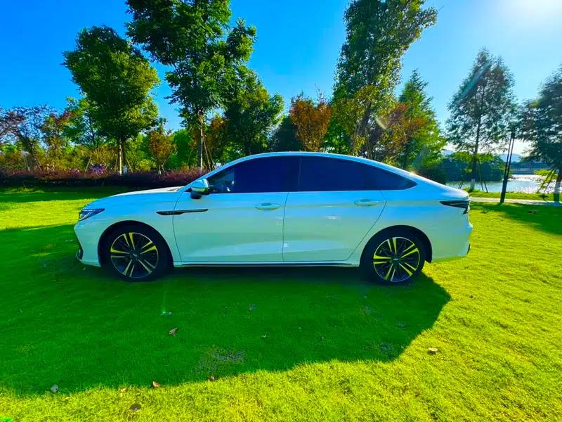 Chery Arrizo 8 2024 High-Performance Edition 2.0T DCT — миниатюра 4