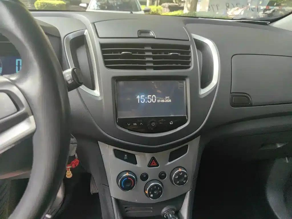 Chevrolet Trax 2016 1.4T Automatic 2WD Luxury — миниатюра 14