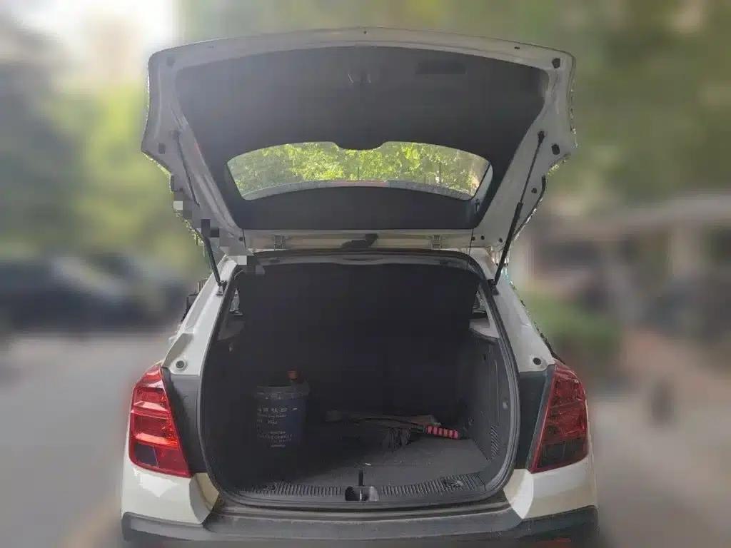 Chevrolet Trax 2016 1.4T Automatic 2WD Luxury — миниатюра 20