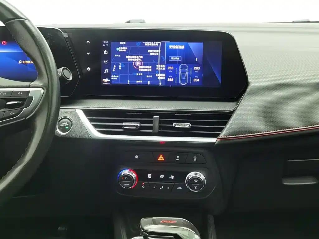 Chevrolet Trax 2022 RS 1.5T CVT Cool Pro — миниатюра 12