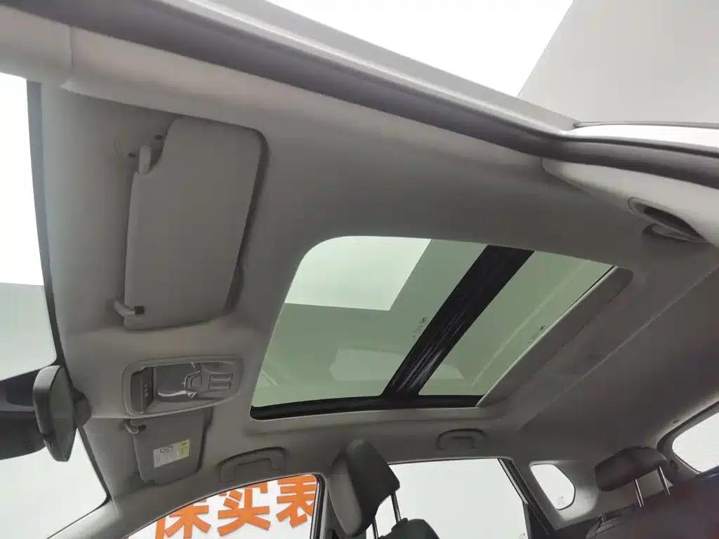 Chevrolet Trax 2022 RS 1.5T CVT Cool Pro — миниатюра 14