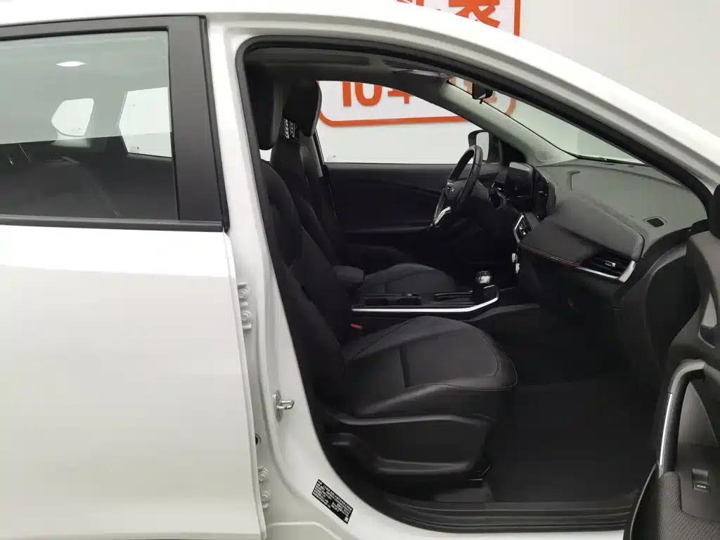 Chevrolet Trax 2022 RS 1.5T CVT Cool Pro — миниатюра 23