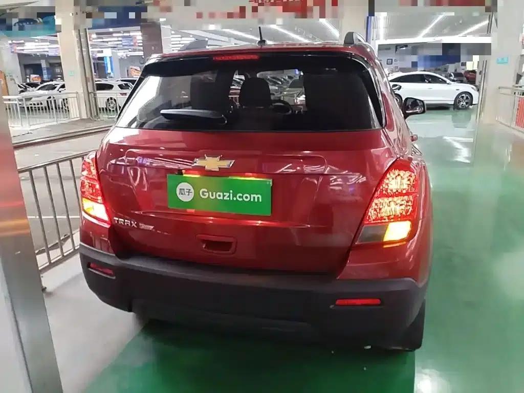 Chevrolet Trax 2016 1.4T Automatic 2WD Comfort Sunroof Edition — миниатюра 6