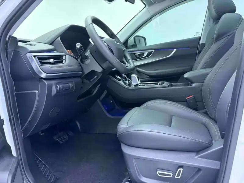 Chery Tiggo 8 2023 230TCI Automatic Advanced Edition — миниатюра 14