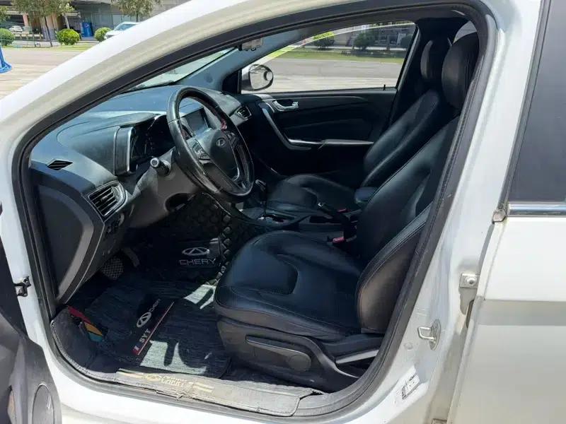 Chery Arrizo 5 2016 1.5L CVT Trendsetter Edition — миниатюра 14