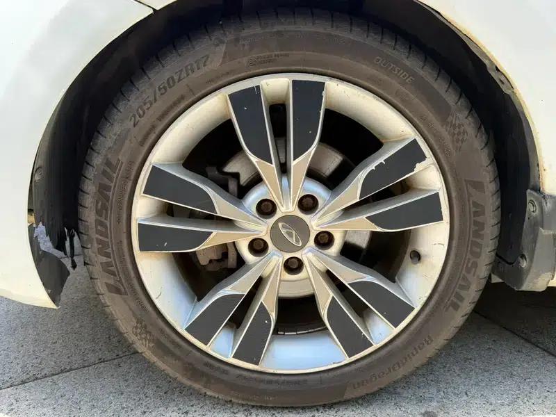 Chery Arrizo 5 2016 1.5L CVT Trendsetter Edition — миниатюра 9