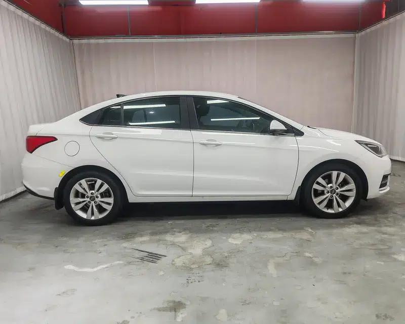 Chery Arrizo 5 2016 1.5L CVT Leading Edition — миниатюра 8
