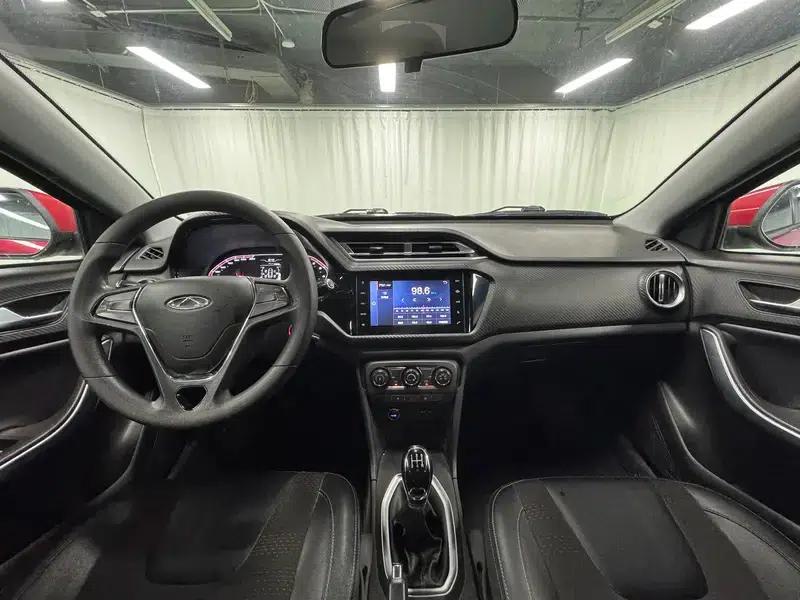 Chery Tiggo 3x 2018 1.5L Manual Elite Edition — миниатюра 14