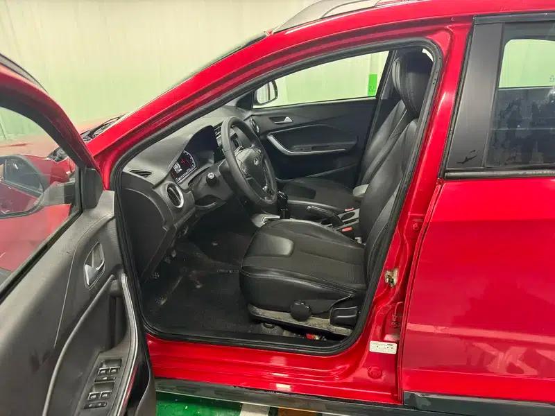 Chery Tiggo 3x 2018 1.5L Manual Elite Edition — миниатюра 17