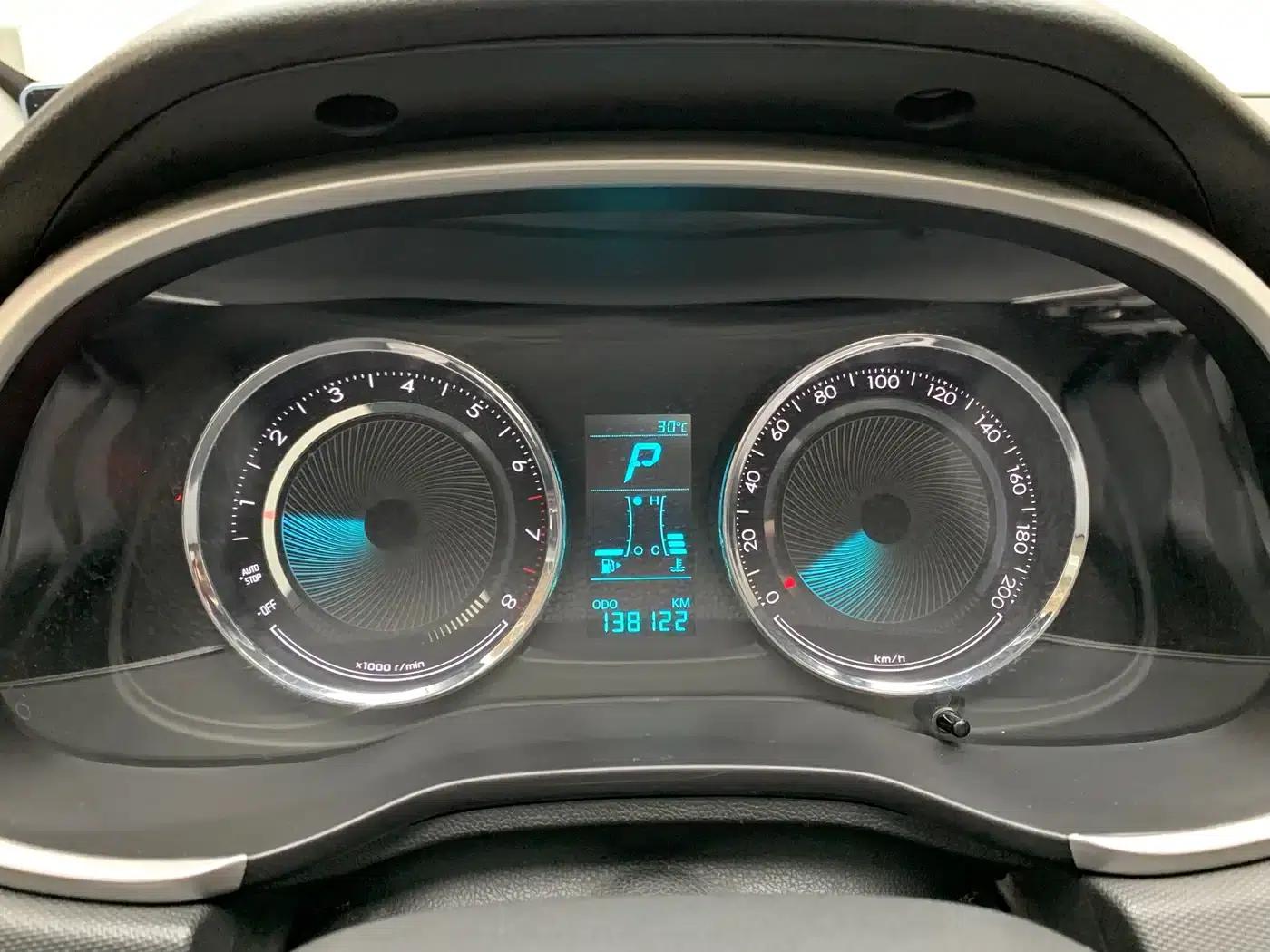 Chevrolet Aveo RV 2016 1.5L Automatic Smart Edition — миниатюра 14