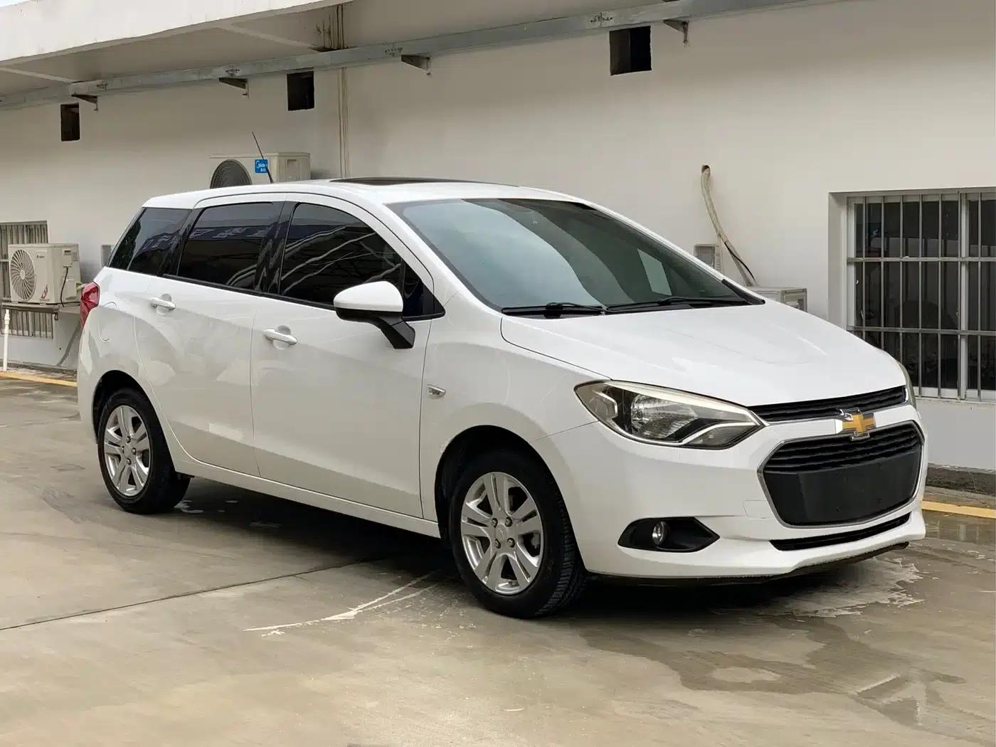 Chevrolet Aveo RV 2016 1.5L Automatic Smart Edition — миниатюра 3