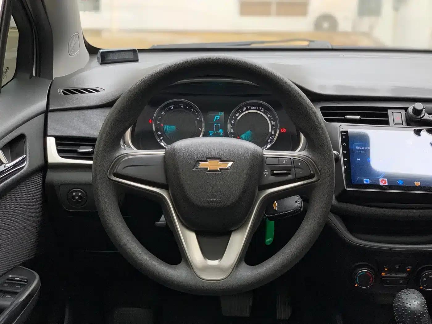 Chevrolet Aveo RV 2016 1.5L Automatic Smart Edition — миниатюра 8